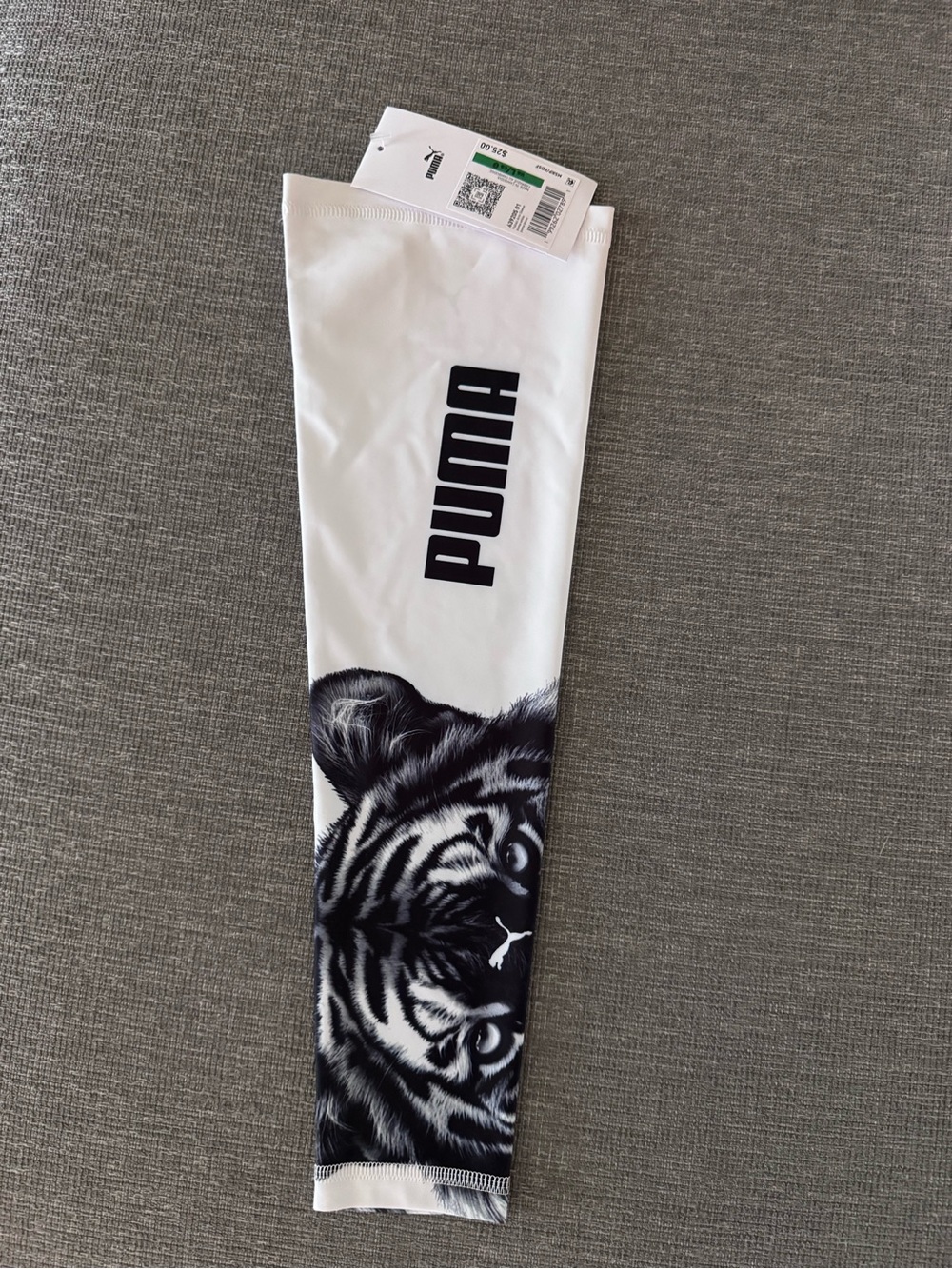 USA soccer Christian Pulisic Puma arm sleeve